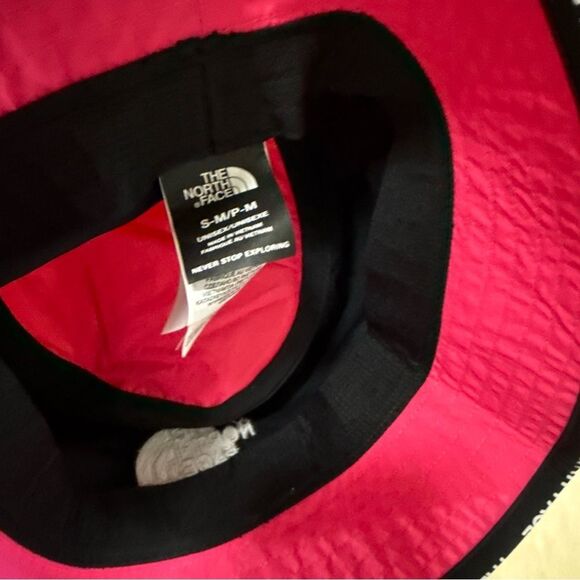 NORTH FACE UNISEX SUMMER PINK BLACK Logo Brim Lightweight CYPRESS BUCKET HAT S/M main image 6